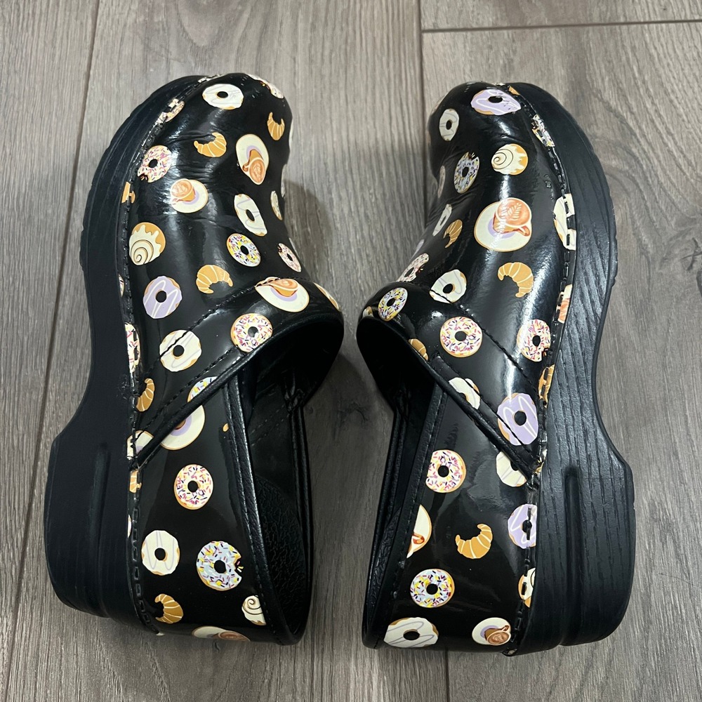 Dansko Womens Professional Clog Donut Print Sweet Treat Size 38 US 7.5-8